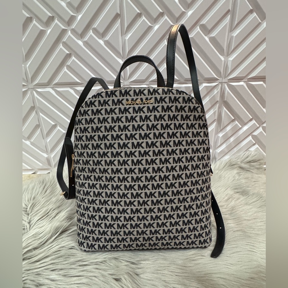 Michael Kors Cindy Large Signature Logo Backpack
